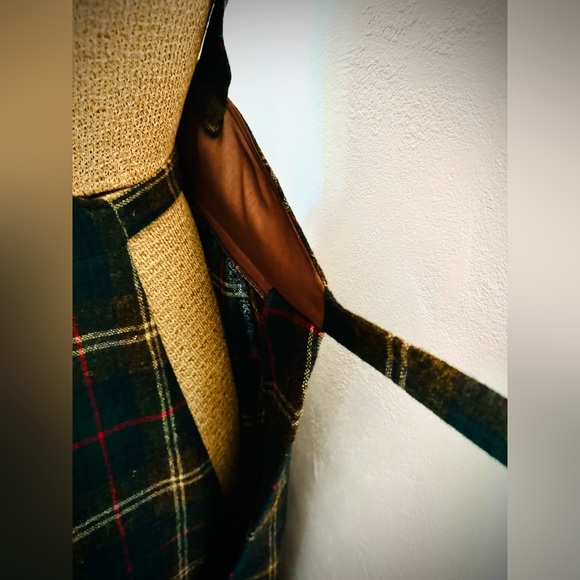 Super Preppy 70’s Vintage Plaid Wool Lanz Wrap Dress - Perfect Condition - Picture 7 of 12